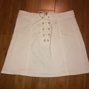 White forever 21 skirt